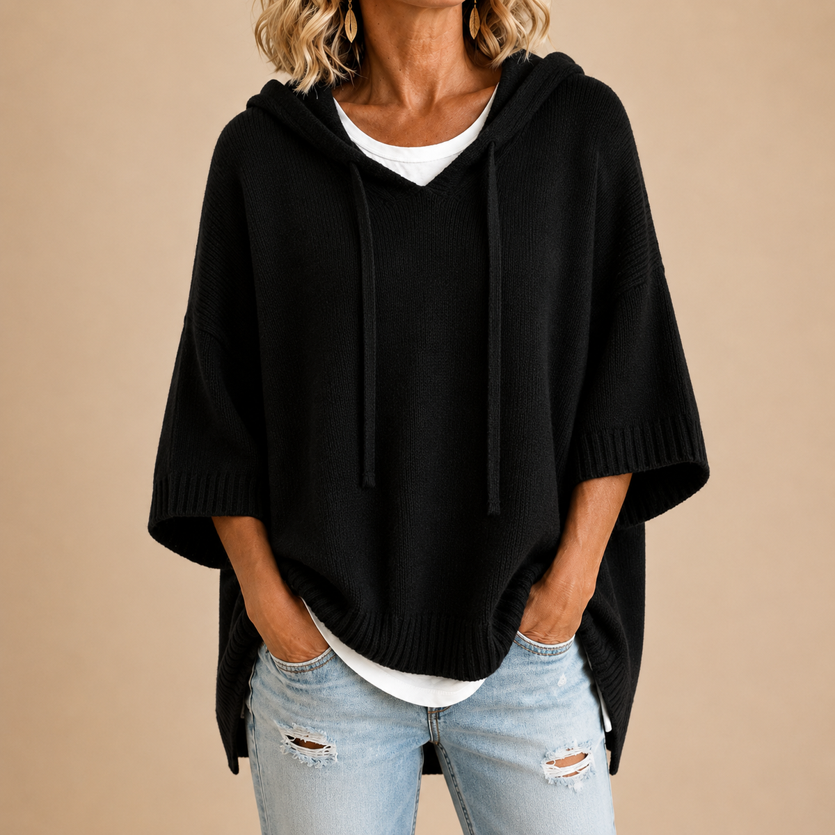 Éléonore™ | Poncho en maille à capuche et manches trois-quarts